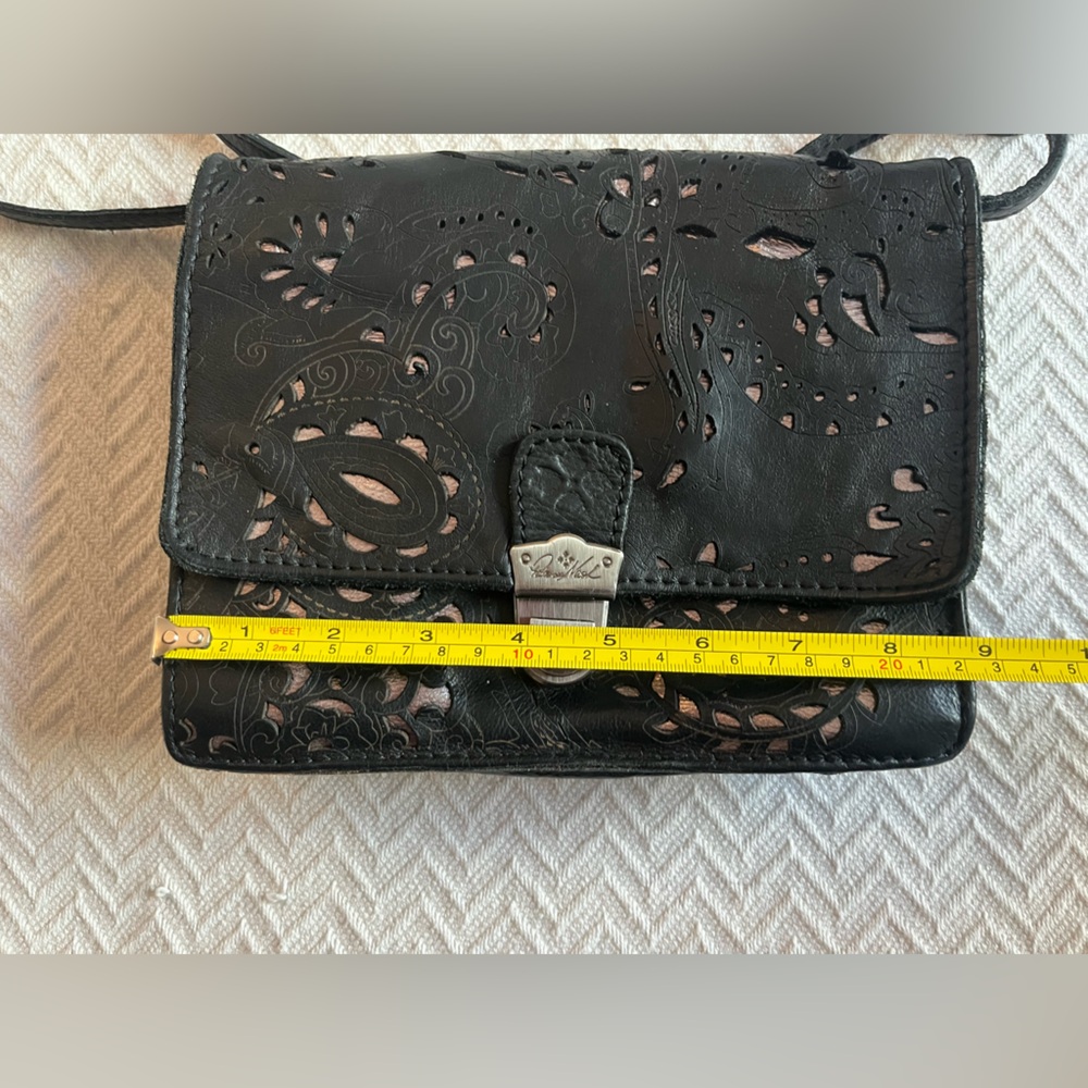 Patricia Nash Lanza Crossbody - Picture 3 of 17